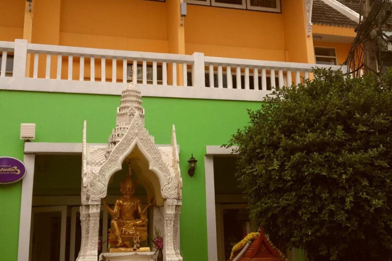 Sawasdee Sukhumvit Inn Bangkok Exterior foto